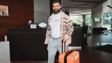 Courtyard Marriott Bonvoy Find Jason Kelce Contest