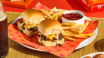 King's Hawaiian Fanning Like A Manning Sweepstakes